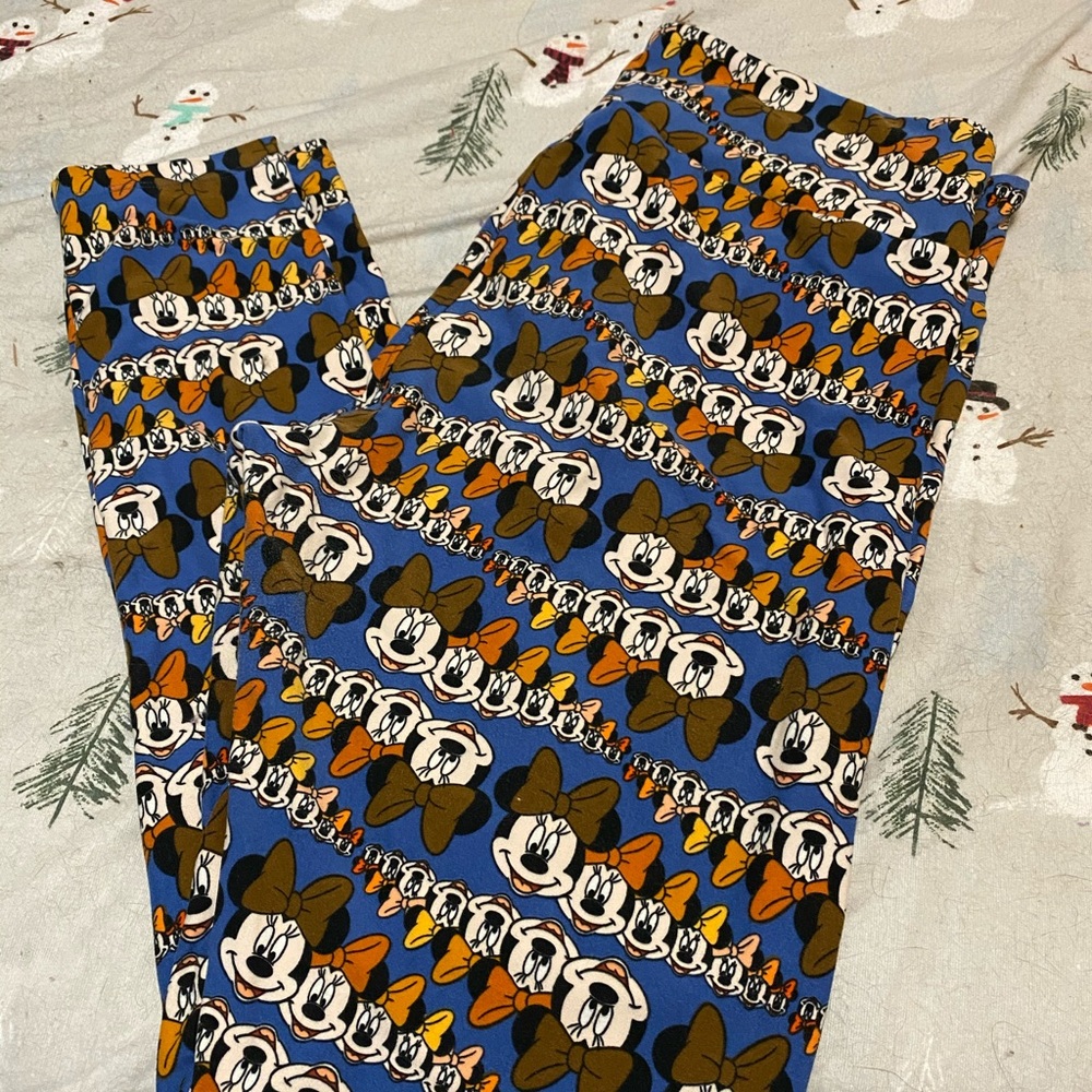 Disney Lularoe Legging SZ: Tall & Curvy